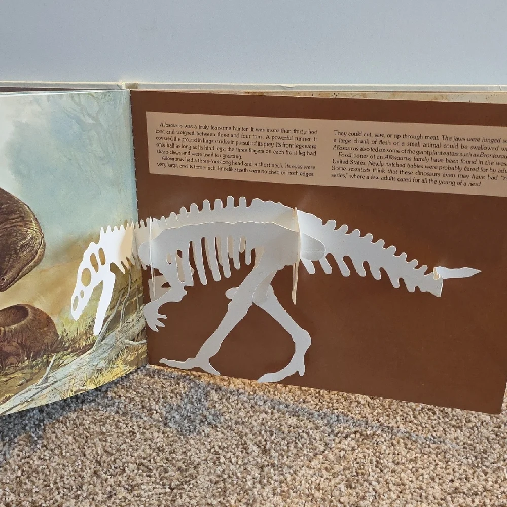 Vintage Pop Up Book - Dinosaurs A Lost World Pop-Up Book